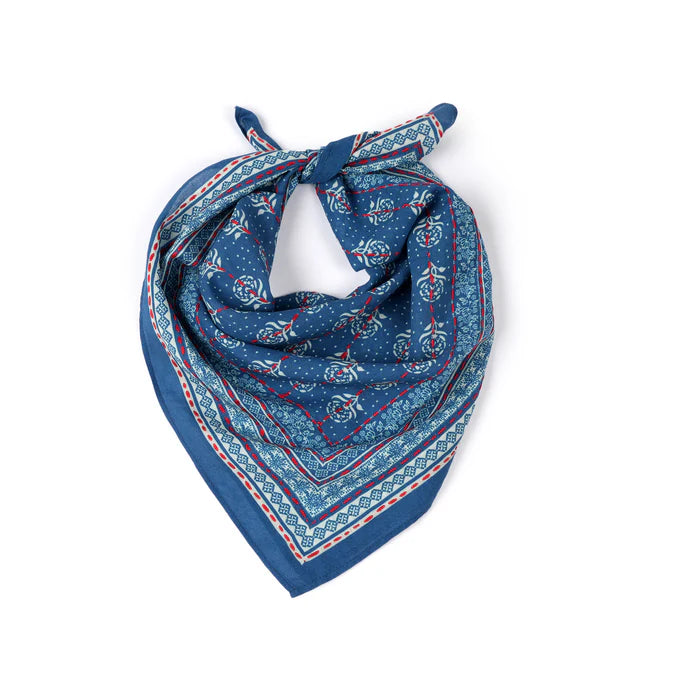 Vismaya - Square Scarf