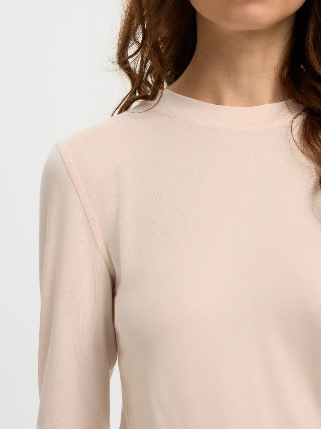 Selected F - LS Top - Flina