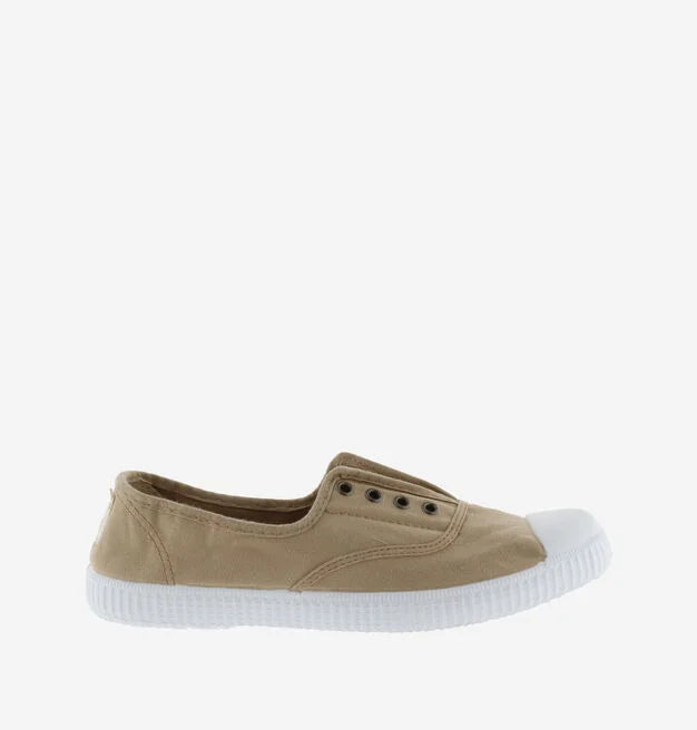 Victoria - Inglesa - Plimsoll