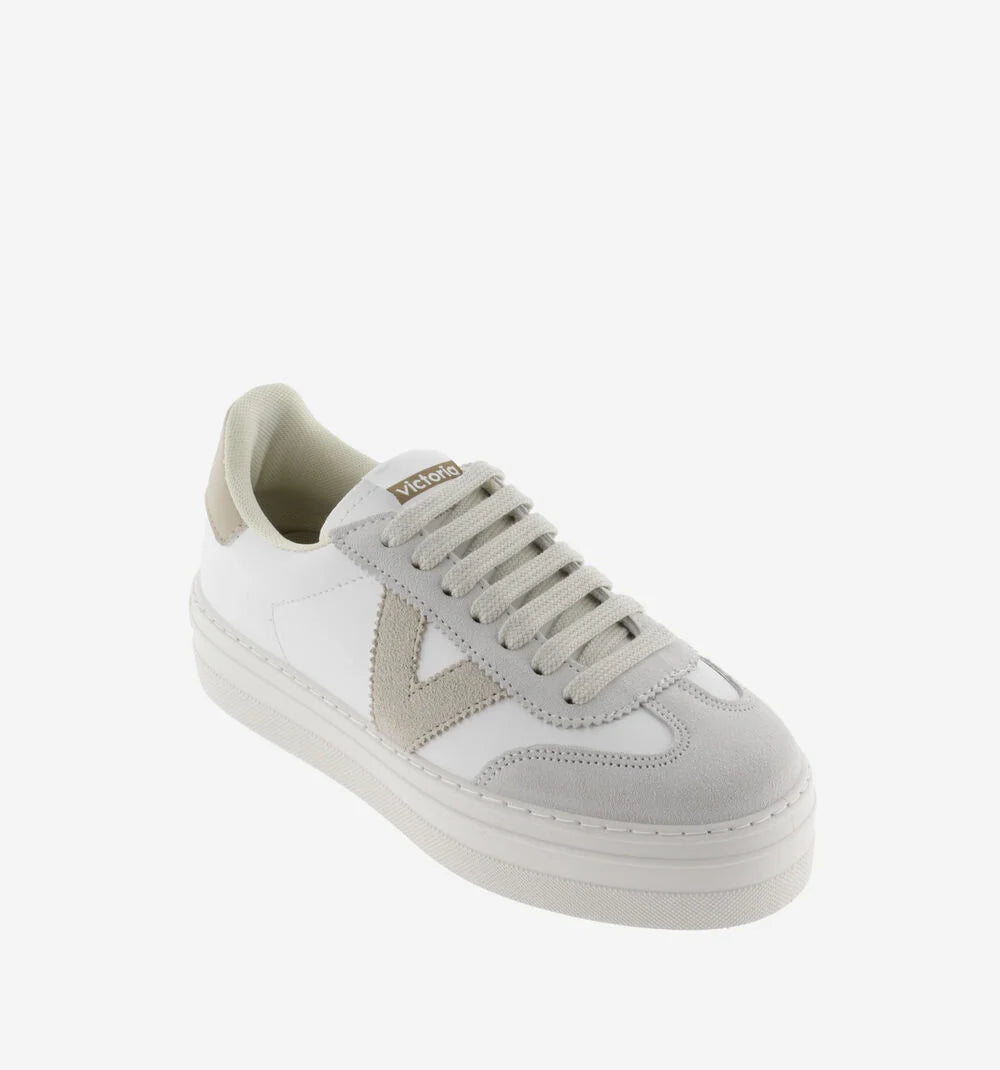 Victoria - Barcelona - Flatform