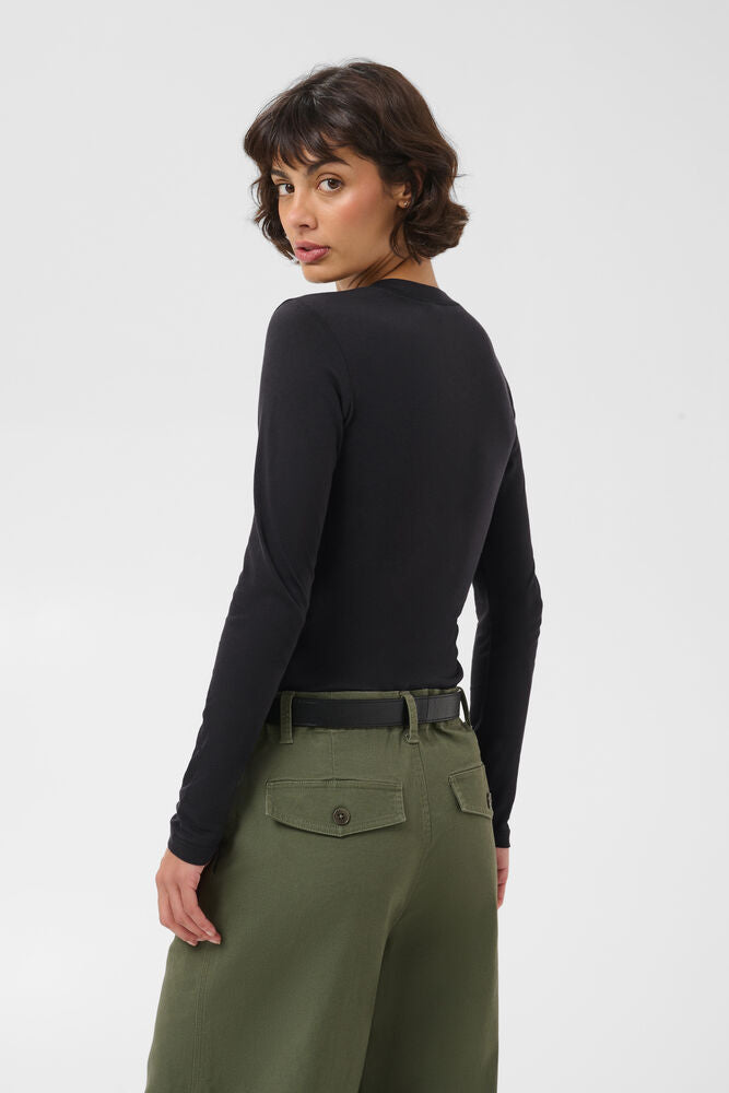Part Two - Henley T - Chattia
