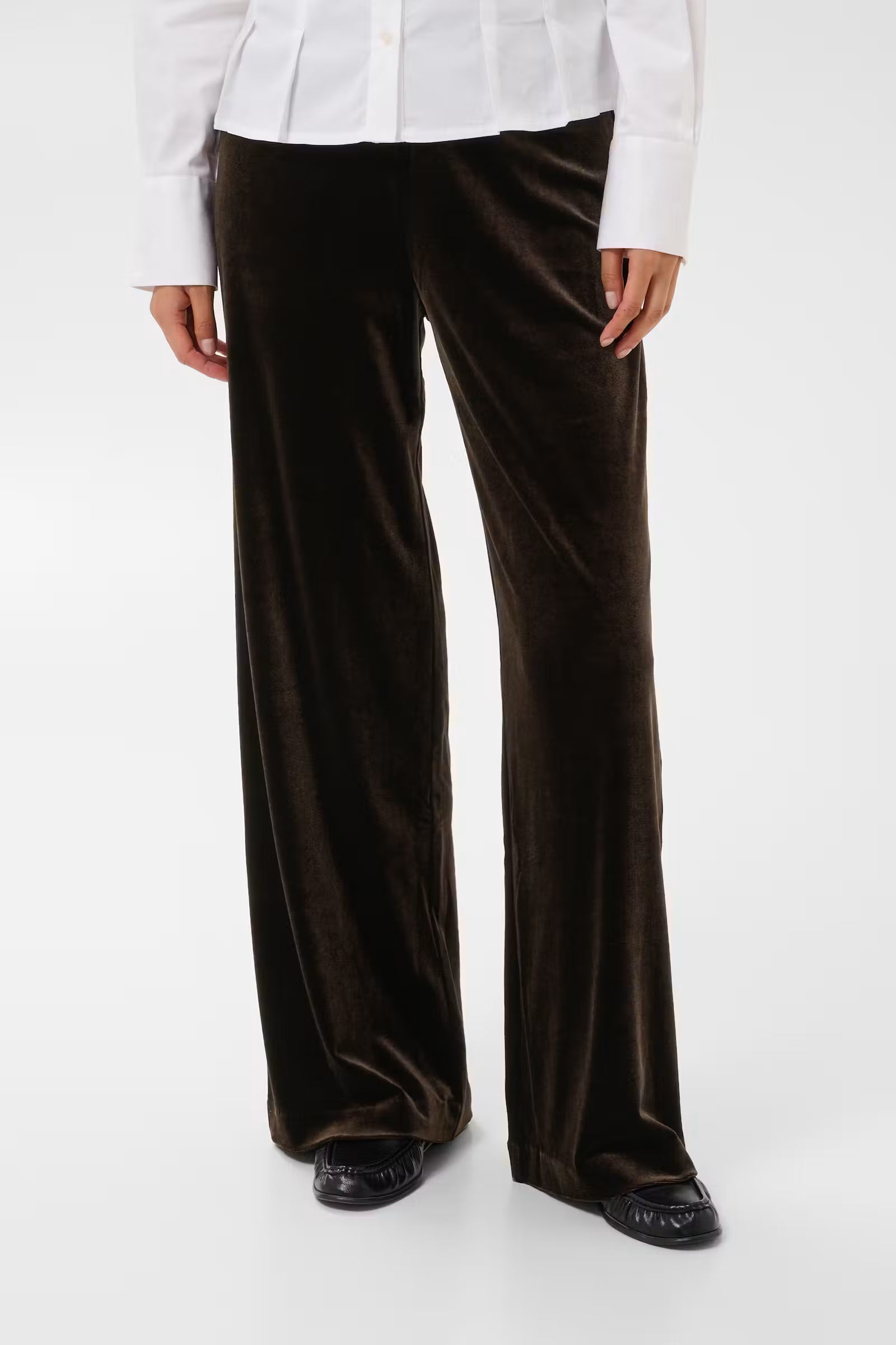 Part Two - Pull On Velvet Trousers - Dahnyo