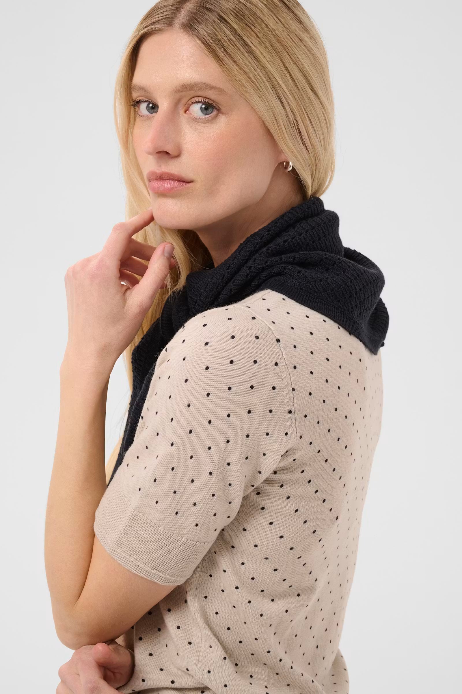 Part Two - Scarf - Damine