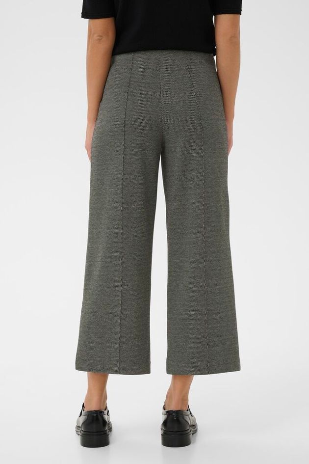 Part Two - Trousers - Ilisan