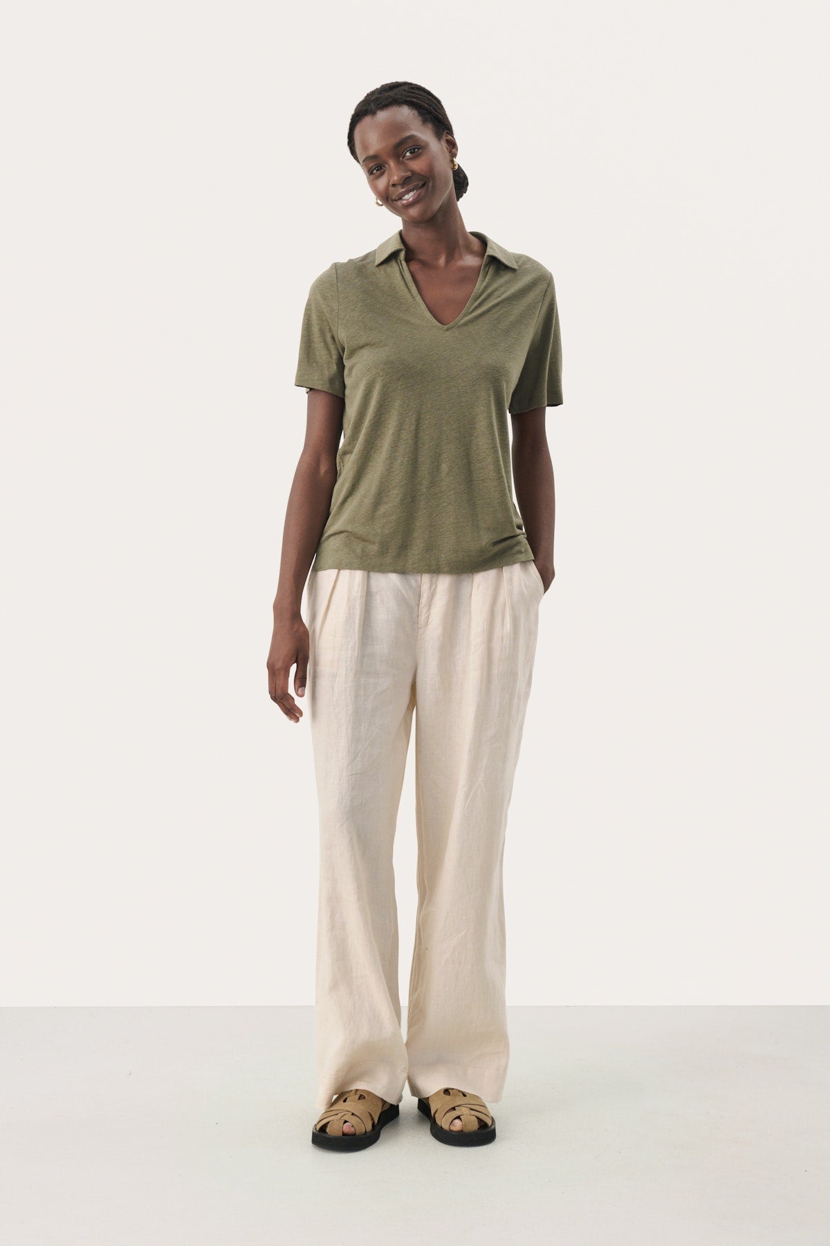 Part Two - Linen T with collar - Naba