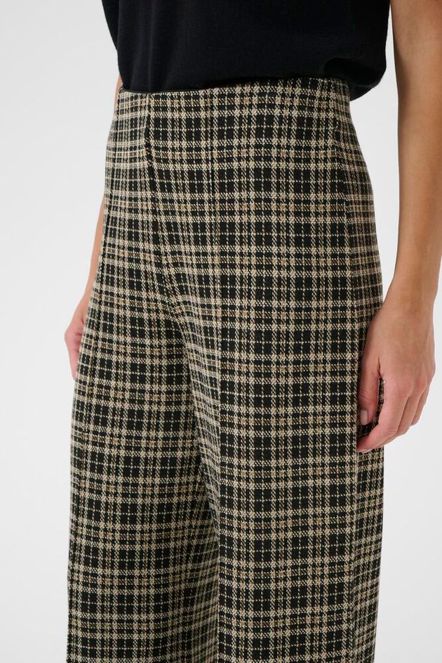 Part Two - Trousers - Ilisan