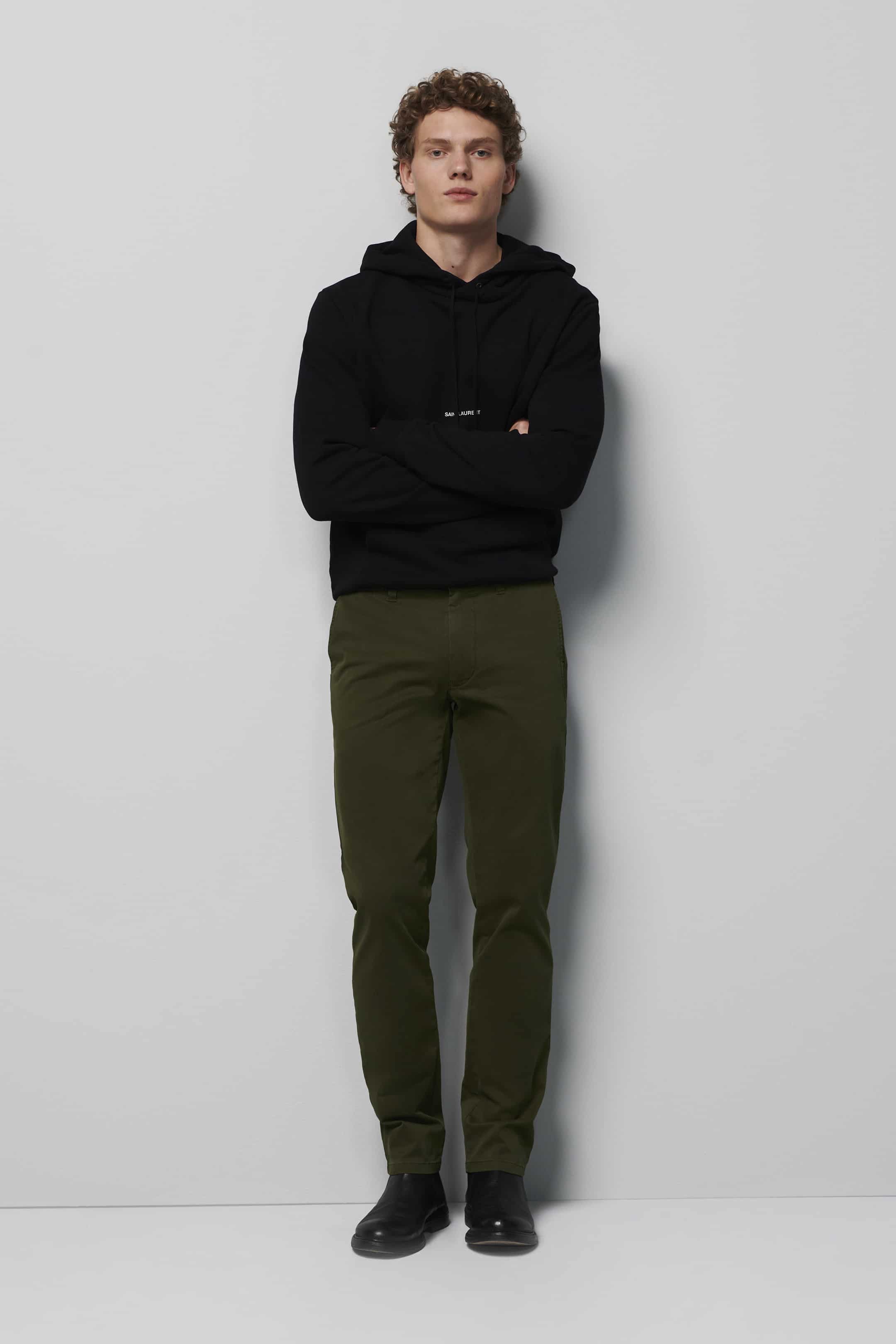 M5 Men's Modern Fit Chino