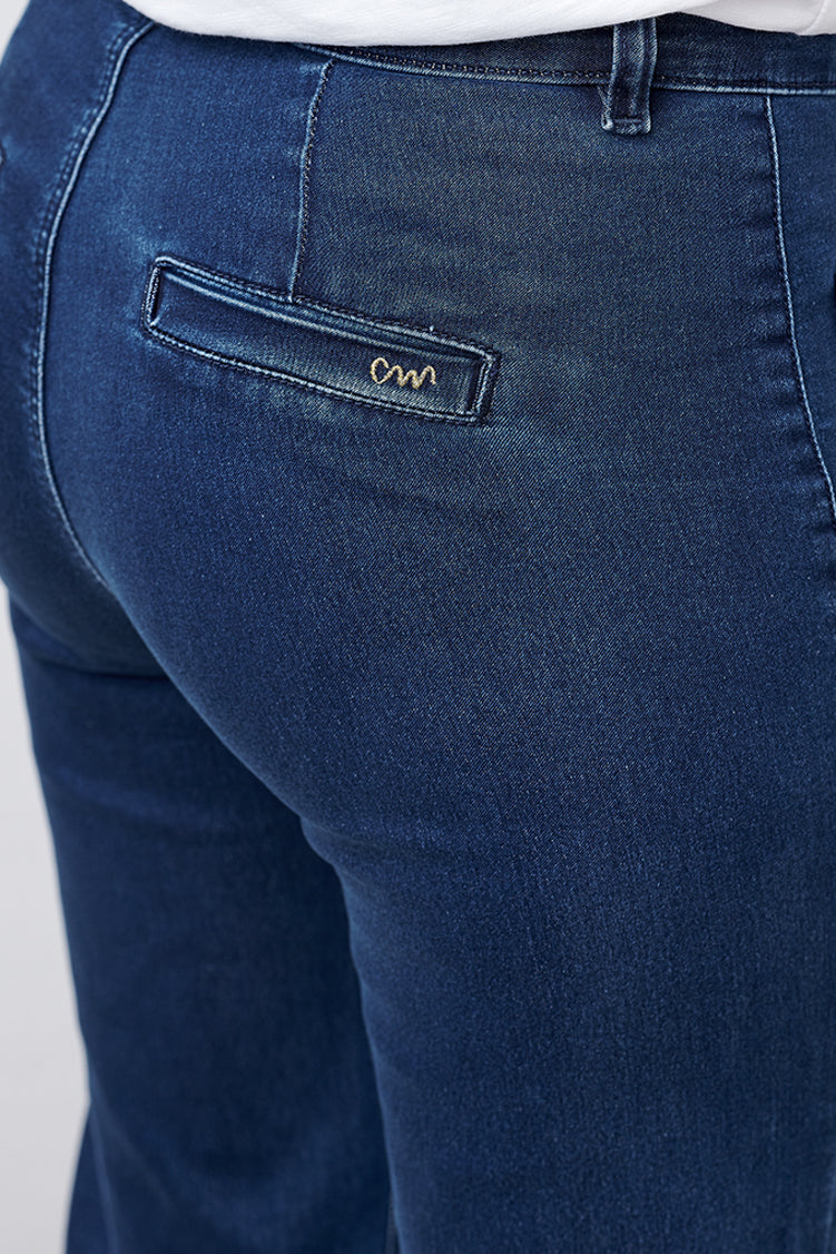 Cleverly Wrapped - Two Pocket Jean