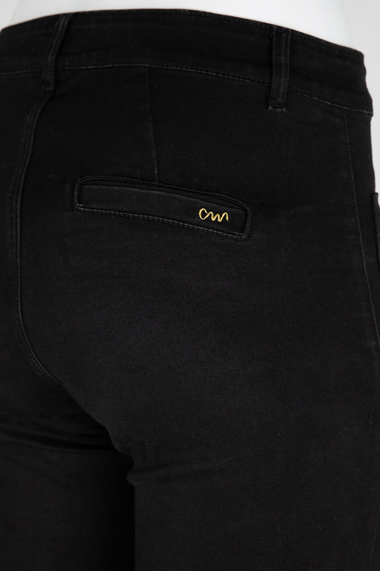 Cleverly Wrapped - Two Pocket Jean