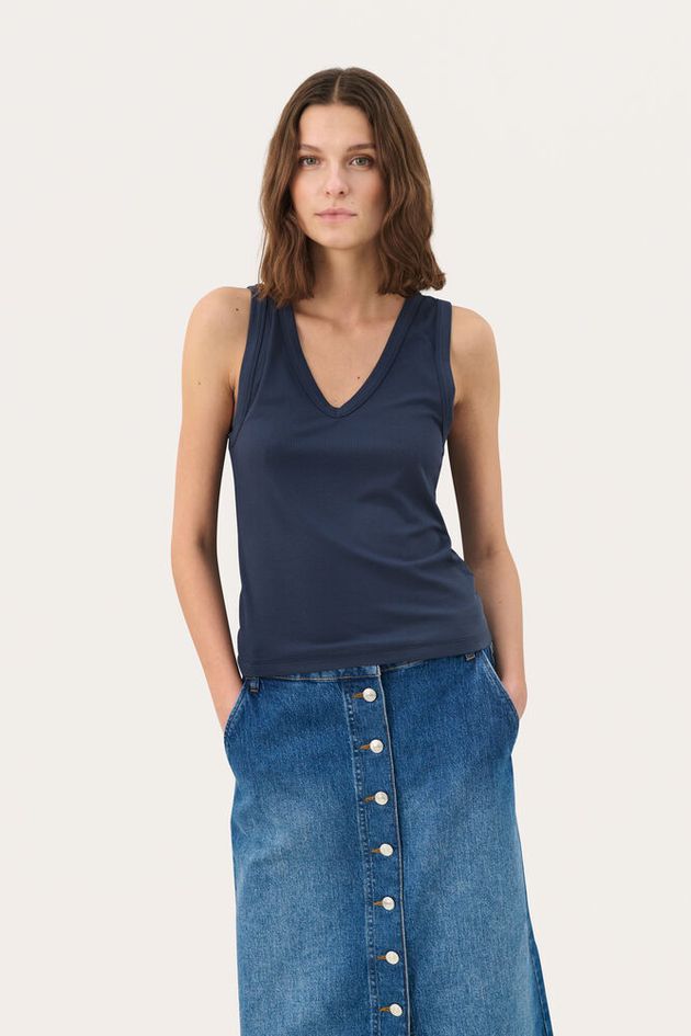 Part Two - Ribbed Vest - Nikkia