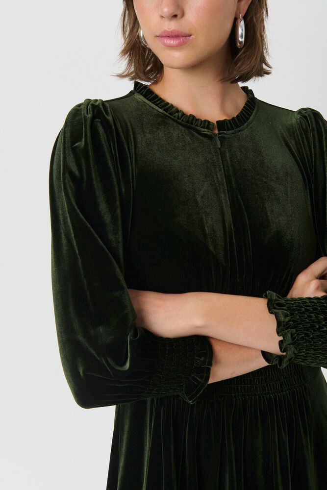 Part Two - Velvet Dress - Vanissa