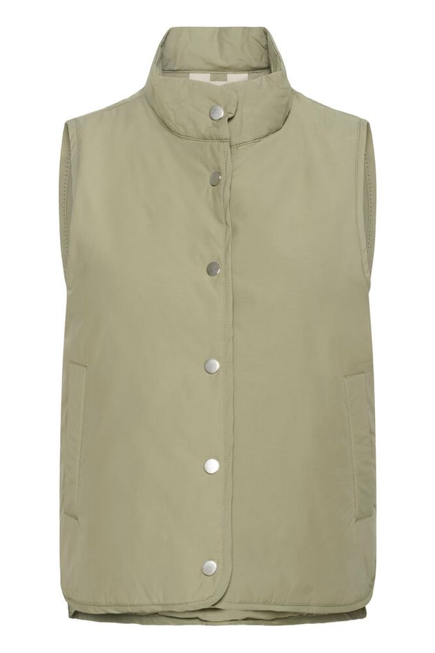 Part Two - Gilet - Yanna