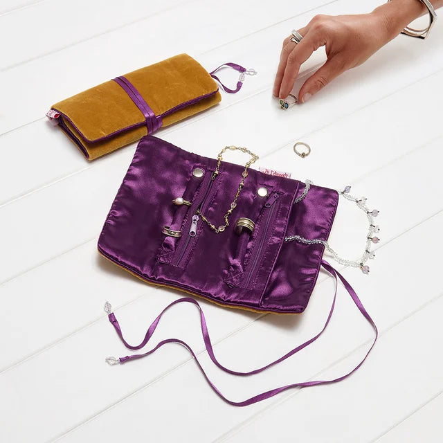 Jo Edwards - Jewellery Roll