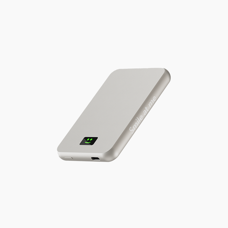 Xoopar - Smile Power Bank
