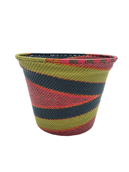 Mahatsara Wire Weave Planter - Medium