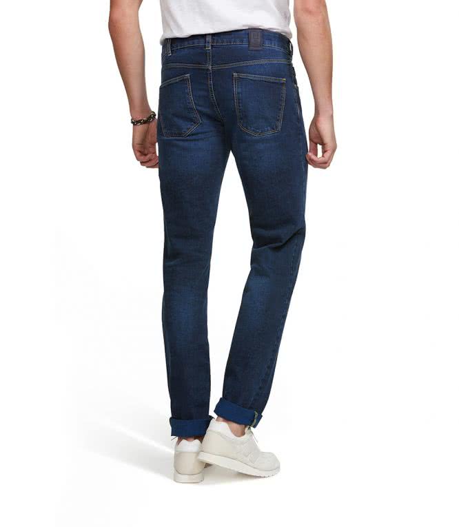 M5 Modern Fit Denim Jeans